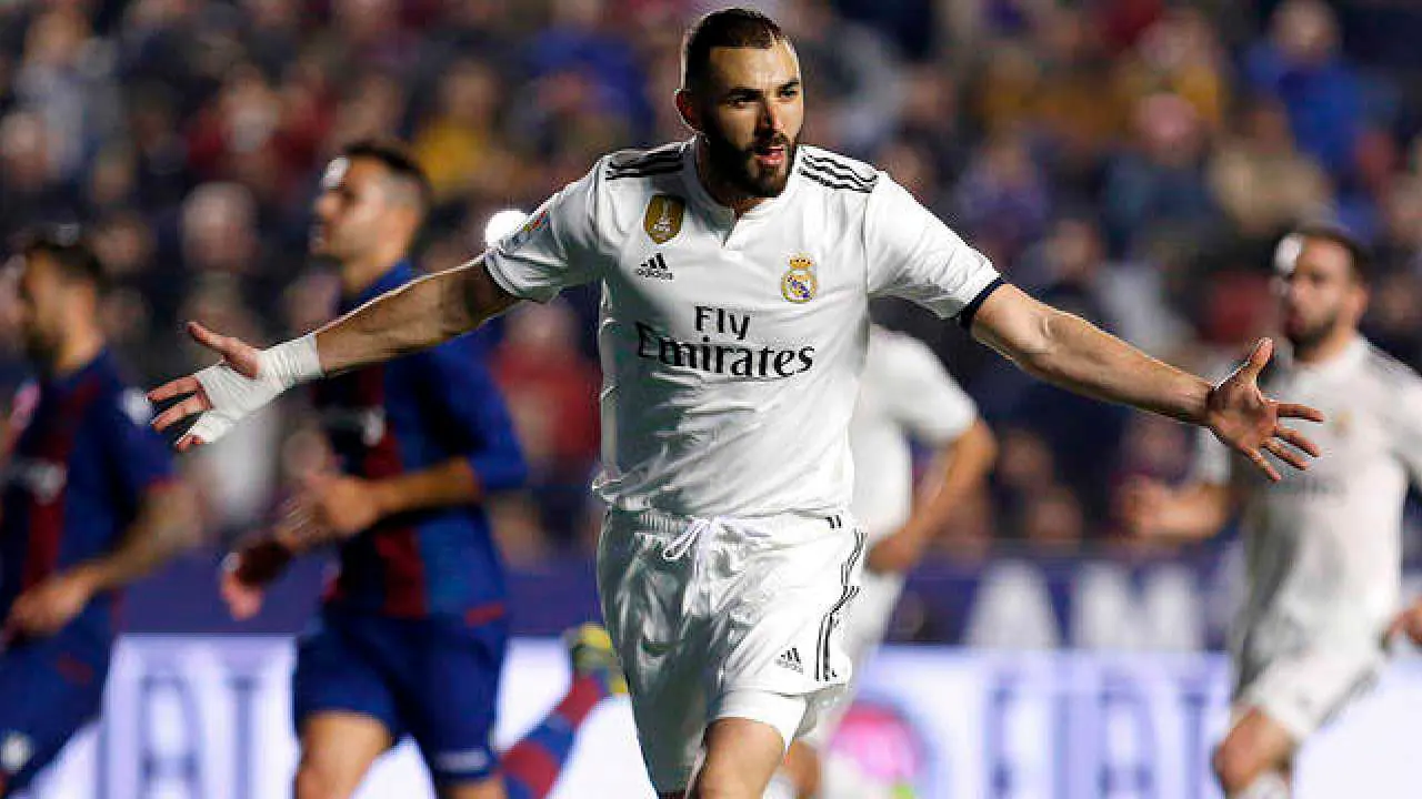 Levante reclama al VAR tras derrota contra el Real Madrid